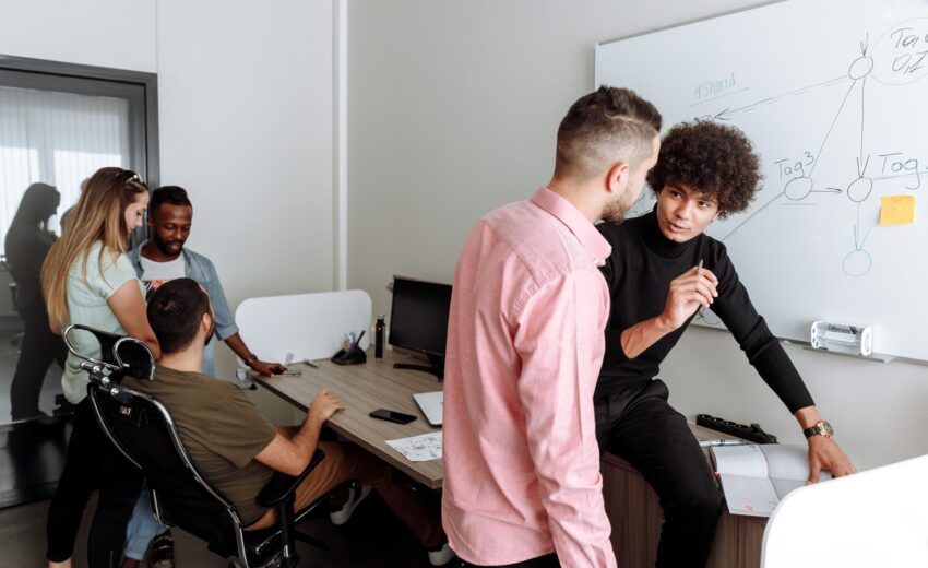 Bando Start Up 2026 CCIAA Bari: Voucher fino a €8.000 per Startup
